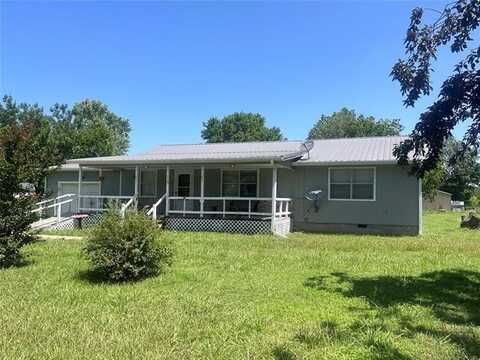 718 6th Street, Kiowa, OK 74553