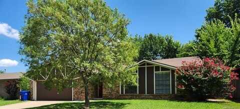1669 S Pine Avenue W, Broken Arrow, OK 74012
