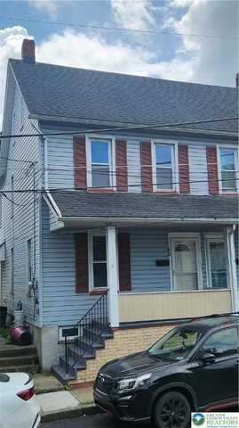 28 E Walnut Street, Nazareth Boro, PA 18064