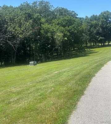 408 Deep Forest Drive, Hawk Point, MO 63349