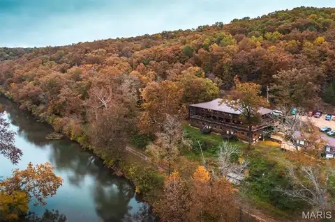 82 Idlewild Road, Cuba, MO 65453