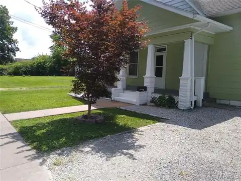 207 S Oak Street, Sparta, IL 62286