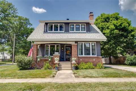 209 W Spruce Street, Jerseyville, IL 62052