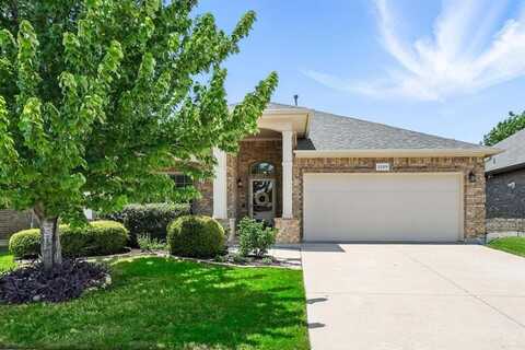 2209 Laurel Forest Drive, Fort Worth, TX 76177