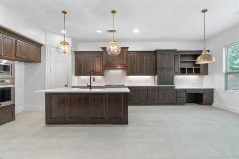 8217 Cholla Boulevard, Lantana, TX 76226