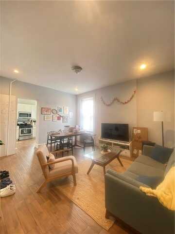 346 Union Avenue, Brooklyn, NY 11211