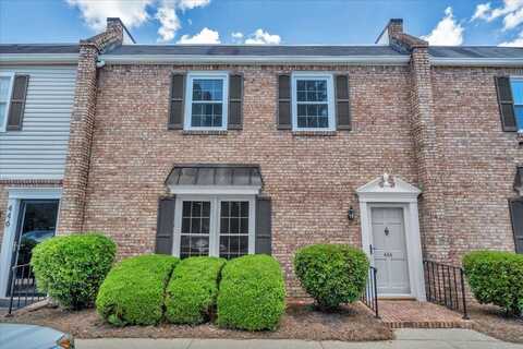 444 Kingswood Ct, Albany, GA 31707