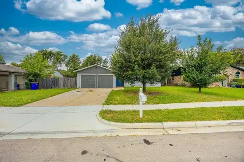 6517 Bernadine Drive, Watauga, TX 76148