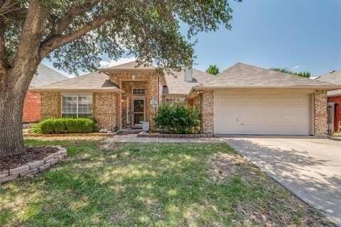 8125 Ross Lake Drive, Fort Worth, TX 76137