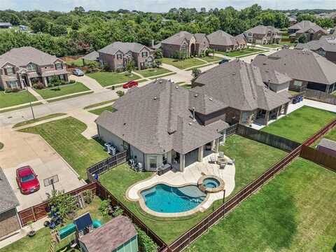 411 Caymus Street, Kennedale, TX 76060