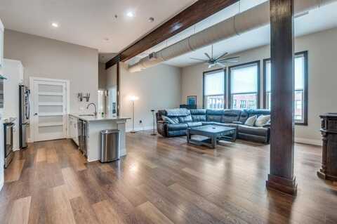 2502 Live Oak Street, Dallas, TX 75204
