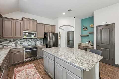 12329 Cedar Knoll Drive, Fort Worth, TX 76028