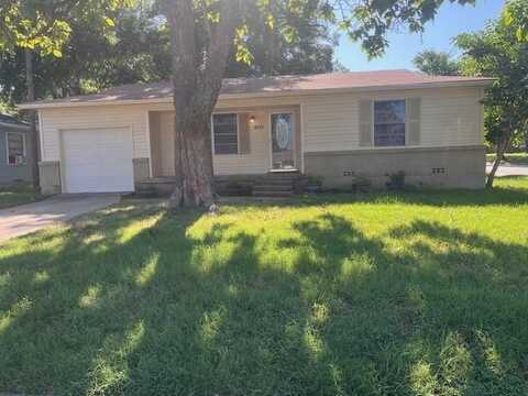 1815 Mercedes Road, Denton, TX 76205