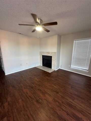 8129 Foxfire Lane, White Settlement, TX 76108
