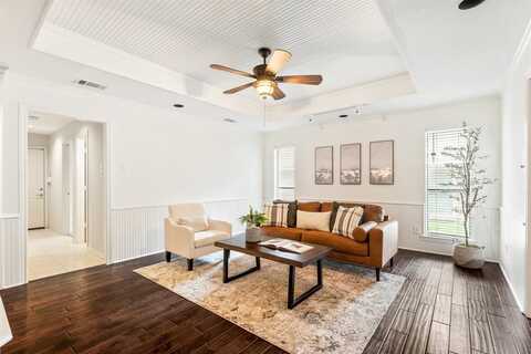 3813 Cross Bend Road, Plano, TX 75023