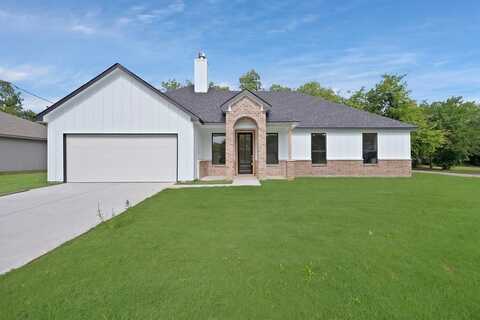 2902 Walnut Street, Greenville, TX 75401