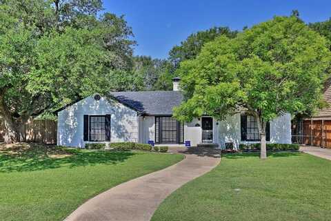 101 Lindenwood Drive, Fort Worth, TX 76107
