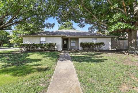 801 James Circle, Burleson, TX 76028