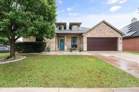 7701 Labrador Drive, Arlington, TX 76002