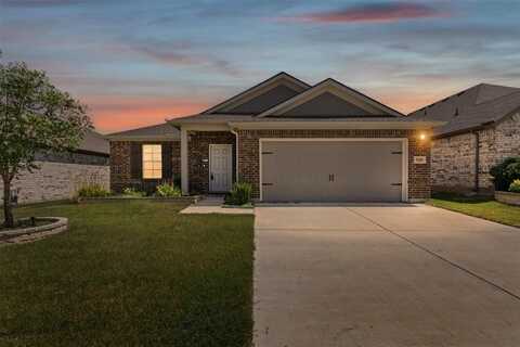 508 Bronze Forest Drive, Fort Worth, TX 76131