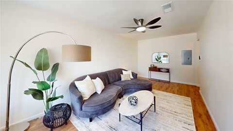 245 N Nachita Drive, Dallas, TX 75217