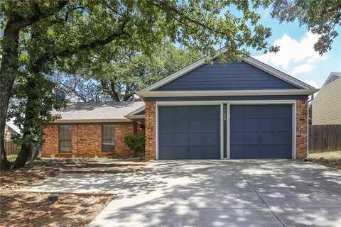 1702 Acorn Drive, Euless, TX 76039