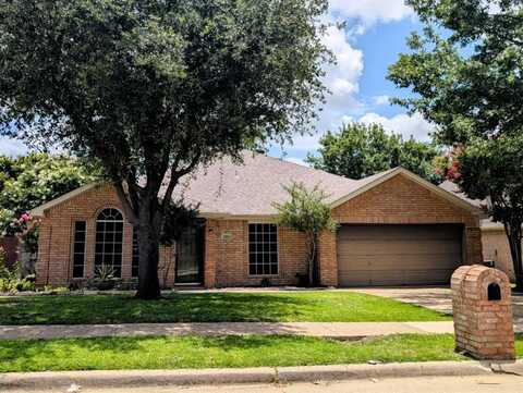 2202 Charleston Drive, Mansfield, TX 76063