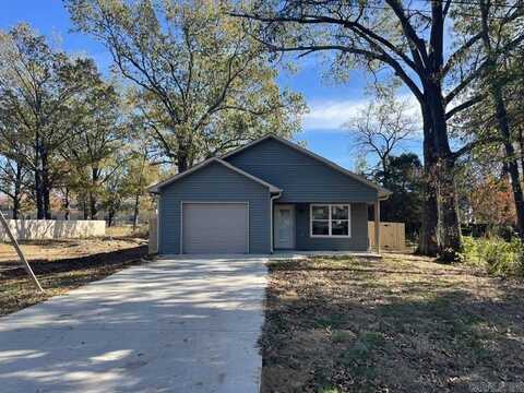 207 N Jackson Street, Cabot, AR 72023