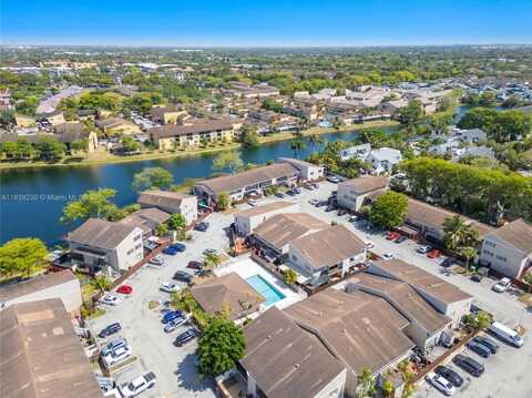 15660 SW 82nd Cir Ln, Miami, FL 33193