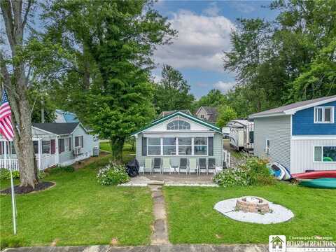 62 Loomis Bay Road, Harriman, NY 14710