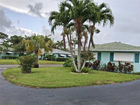 635 Hummingbird Ln, Delray Beach, FL 33445