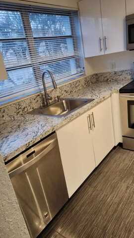 2501 NW 41st Ave, Lauderhill, FL 33313