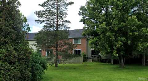 737 Robin, Amherst, NY 14228