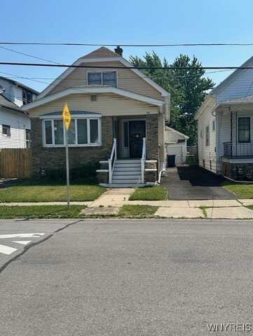 79 Courtland Avenue, Buffalo, NY 14215