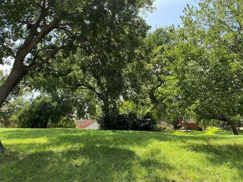 702 S Alamo Road, Rockwall, TX 75087