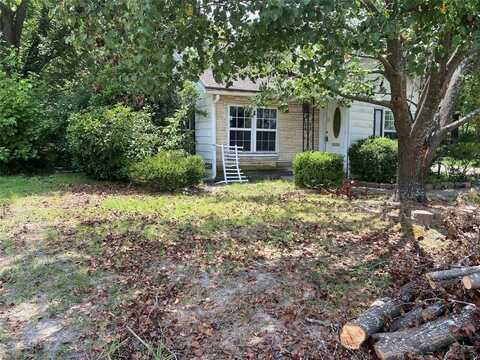 815/811/817 W 12th Street, Bonham, TX 75418