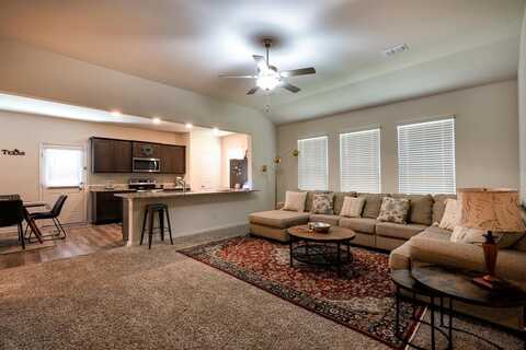 1941 Hollywood Drive, Seagoville, TX 75159