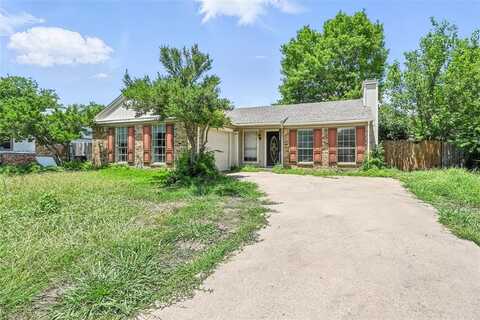 3905 Dogwood Court, Fort Worth, TX 76137