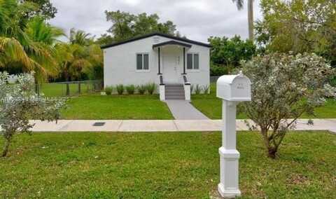 551 NW 2nd St, Florida City, FL 33034