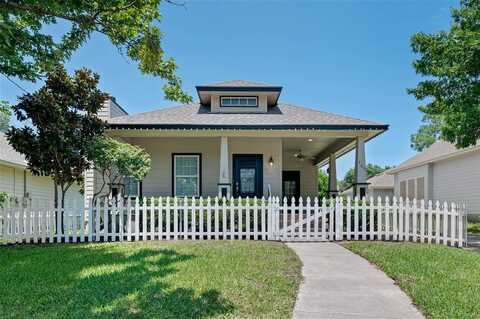 705 Roberts Street, Denton, TX 76209