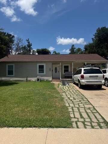 301 Charles Drive, Irving, TX 75060