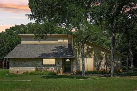 4 Royal Oaks Boulevard, Hickory Creek, TX 75065