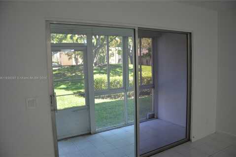 1351 SW 125th Ave, Pembroke Pines, FL 33027