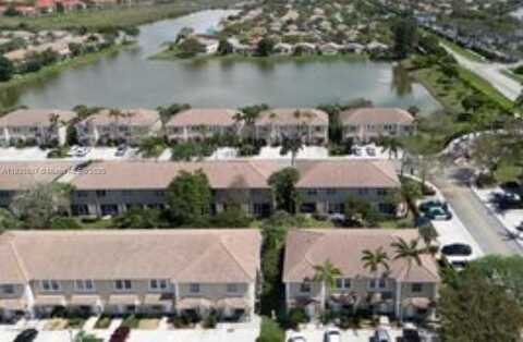 737 SW 122nd Ave, Pembroke Pines, FL 33025
