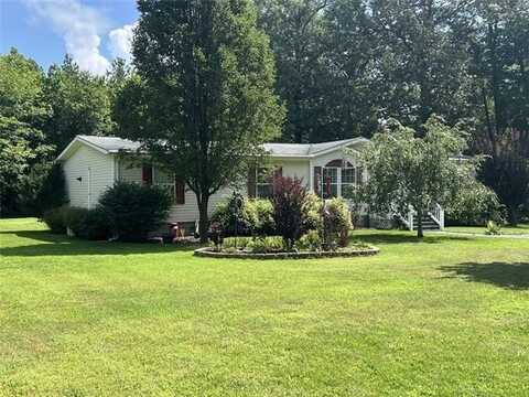102 Mechams Cove Road, Topping, VA 23169