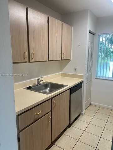 10765 Cleary Blvd, Plantation, FL 33324