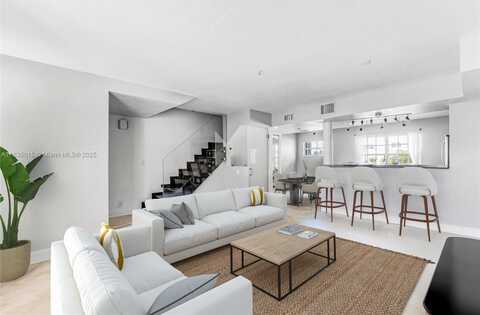 349 Virginia St, Hollywood, FL 33019