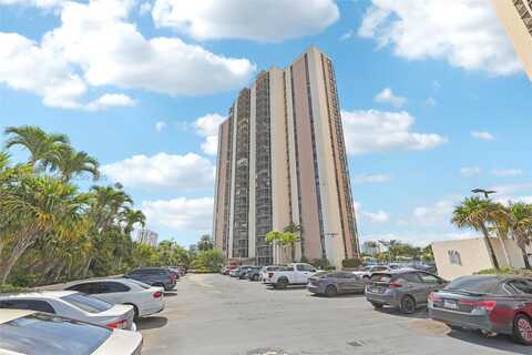 20379 W Country Club Dr, Aventura, FL 33180