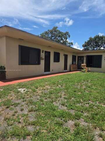 206 SW 3rd St, Dania Beach, FL 33004