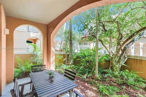19701 E Country Club Dr, Aventura, FL 33180